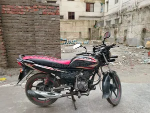 বাজাজ প্লাটিনা ১০০ ২০১৬ ব্ল্যাক
