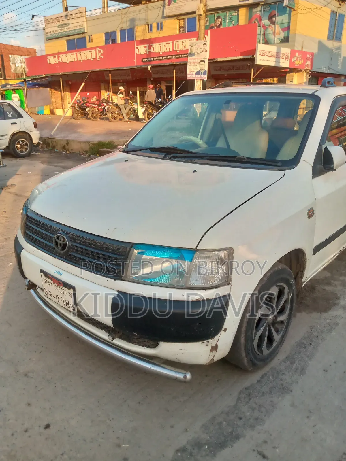 টয়োটা প্রোবক্স ২০২৪ সাদা