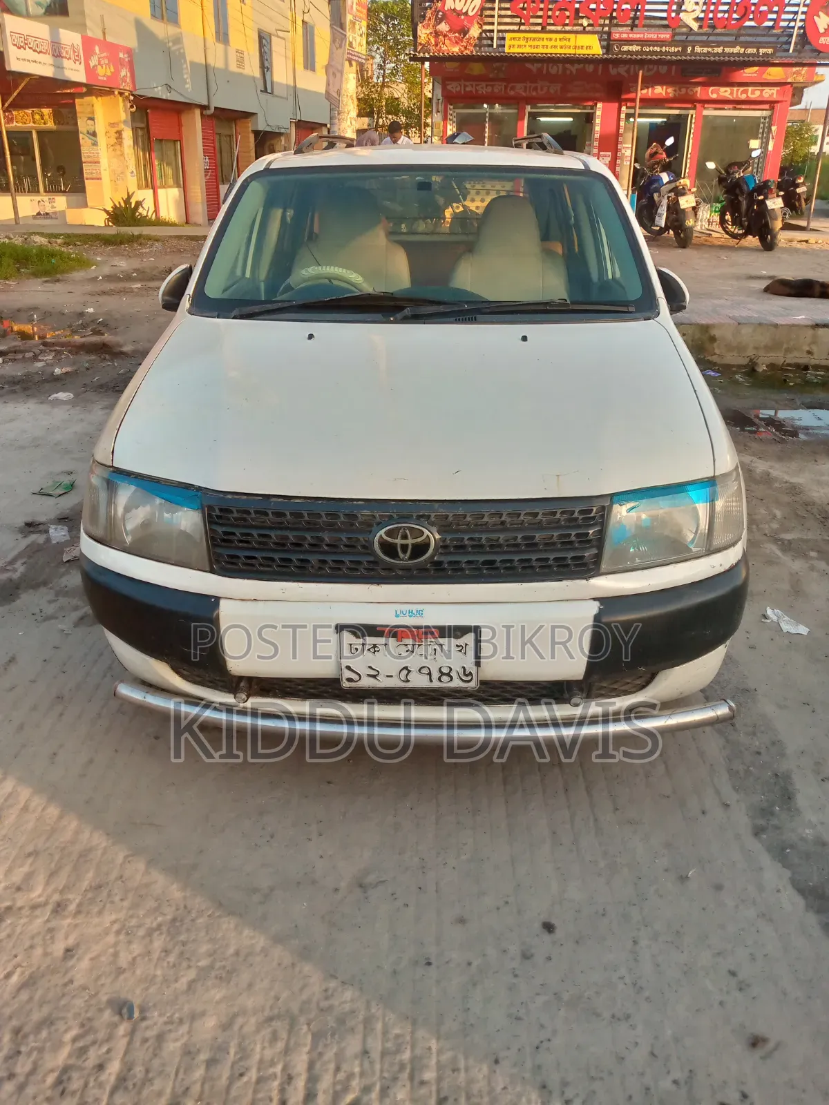 টয়োটা প্রোবক্স ২০২৪ সাদা
