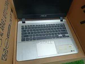 Laptop ASUS 4GB Intel Core I3 SSD 128GB