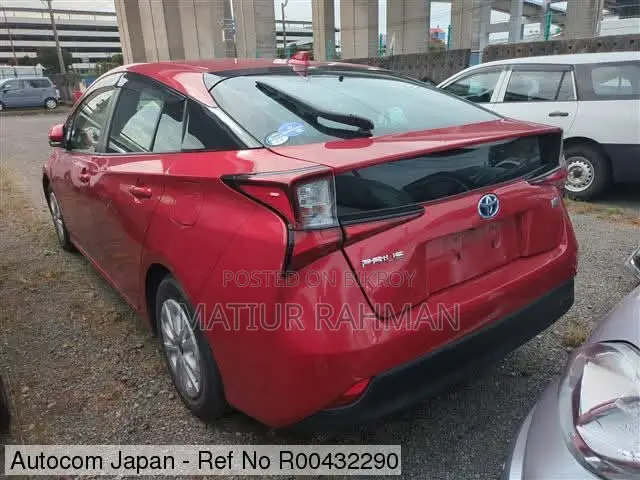 Toyota Prius 2020 Red