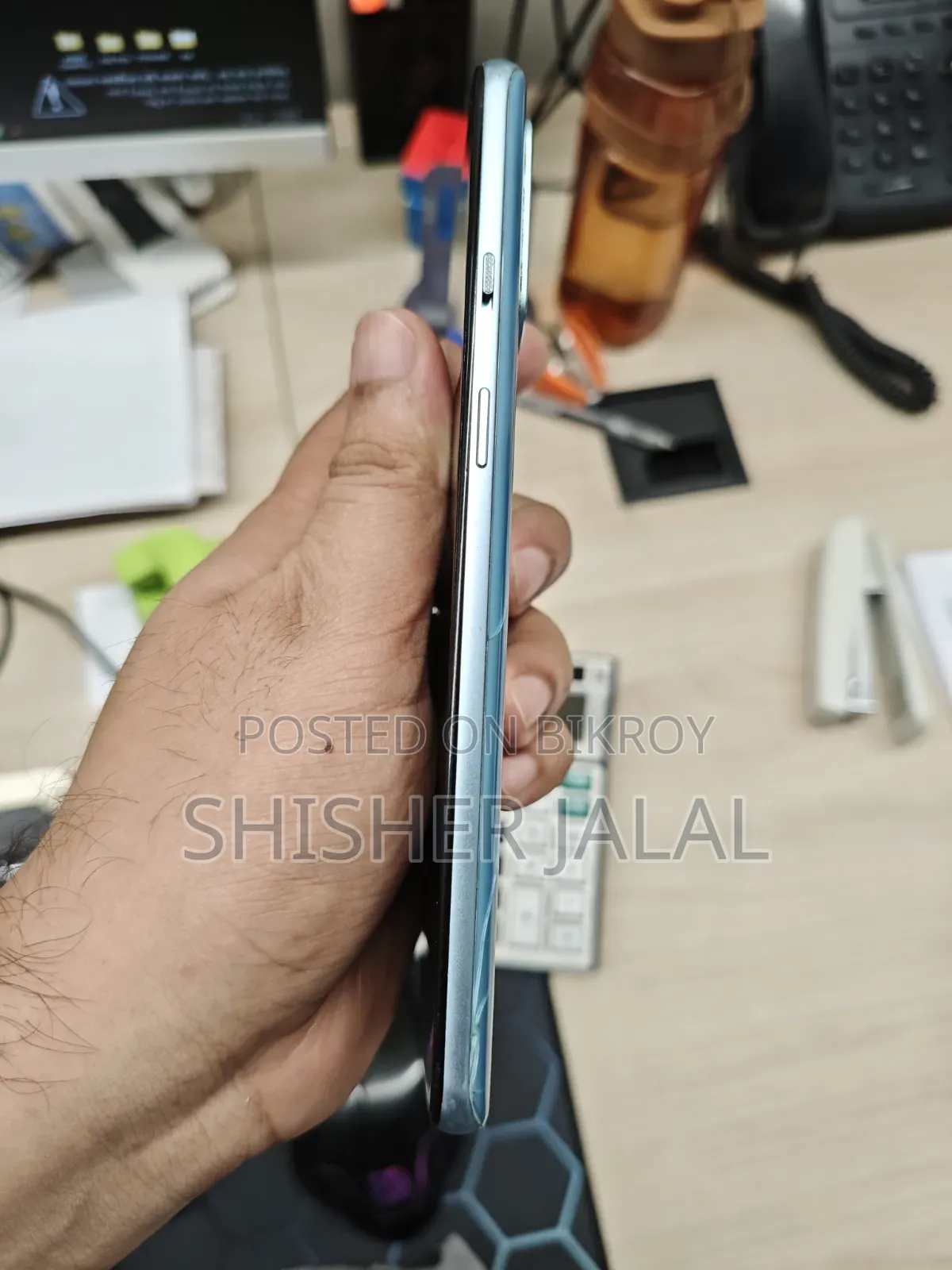 ওয়ানপ্লাস ৯আর ১২৮ জিবি ব্লু