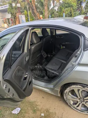 Honda Grace 2015 Gray