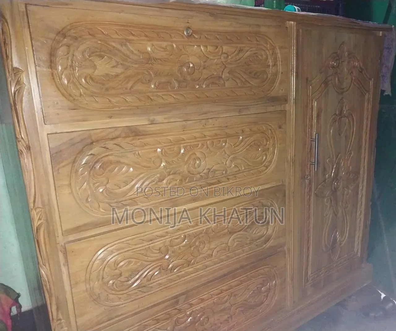 নতুনের মত একটা ওয়ারড্রপ বিক্রি করা হবে