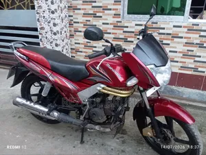 Mahindra Centuro 2017 Red