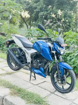 TVS Apache RTR 160 4V 2019 Blue