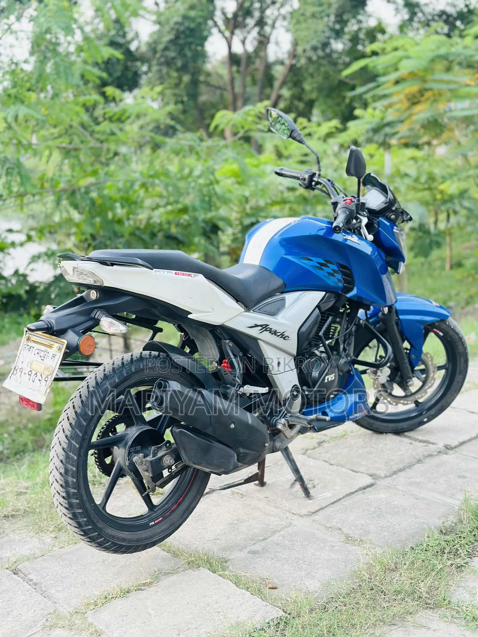 TVS Apache RTR 160 4V 2019 Blue