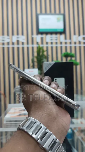 Samsung Galaxy S23 256 GB Gold