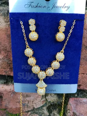 Premium Fashion Jewelry Set, Perfect for Gift & Party Wear.