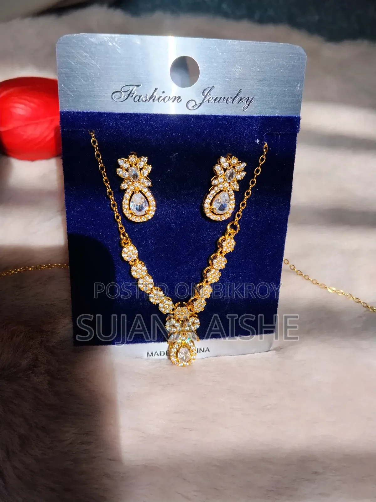 Premium Fashion Jewelry Set, Perfect for Gift & Party Wear.
