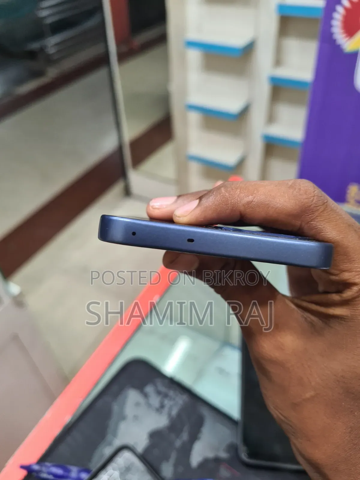 নতুন Oppo A6 Pro ২৫৬ জিবি নীল