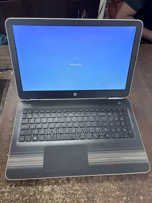 Laptop HP Pavilion 15 4GB Intel Core i5 HDD 1TB