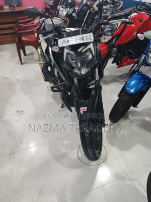 TVS Apache 160 4V 2021 Black