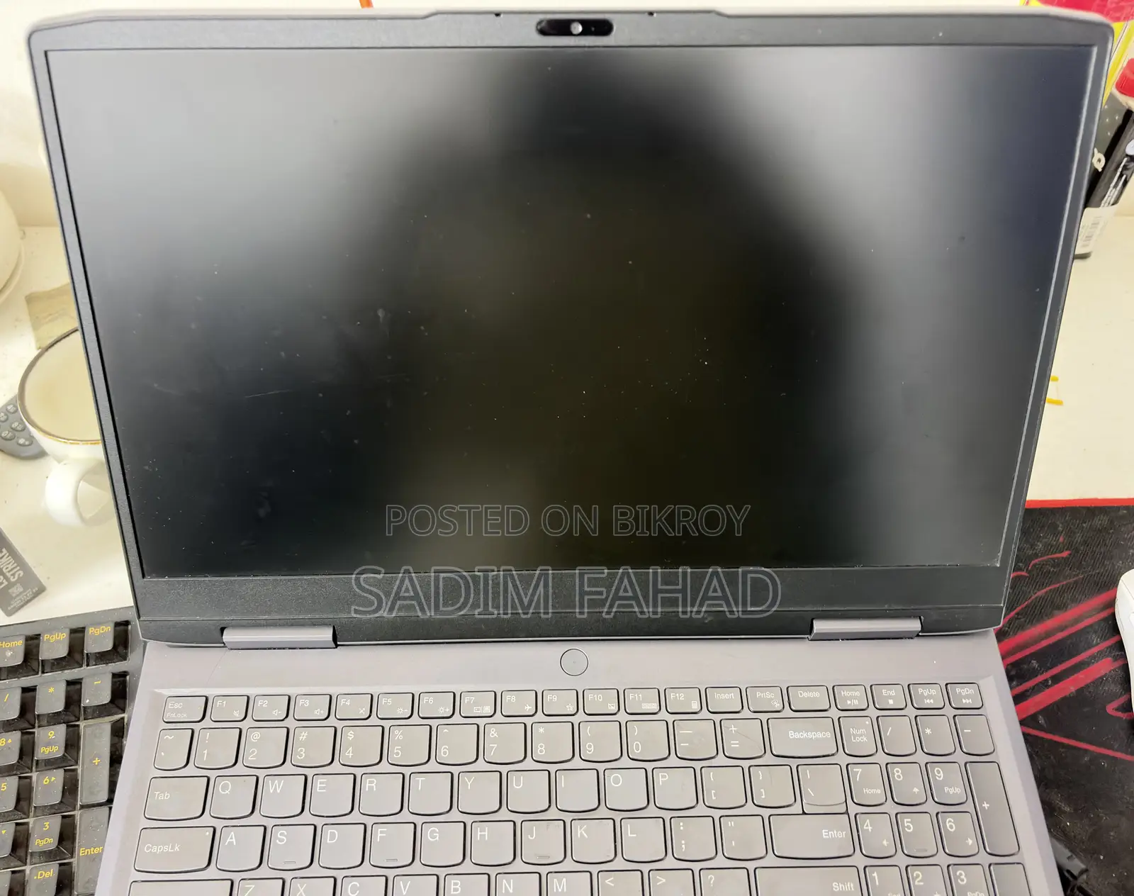 Laptop Lenovo LOQ 15IRH8 24GB Intel Core I5 SSD 512GB