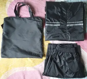 নতুন রেইন কোট