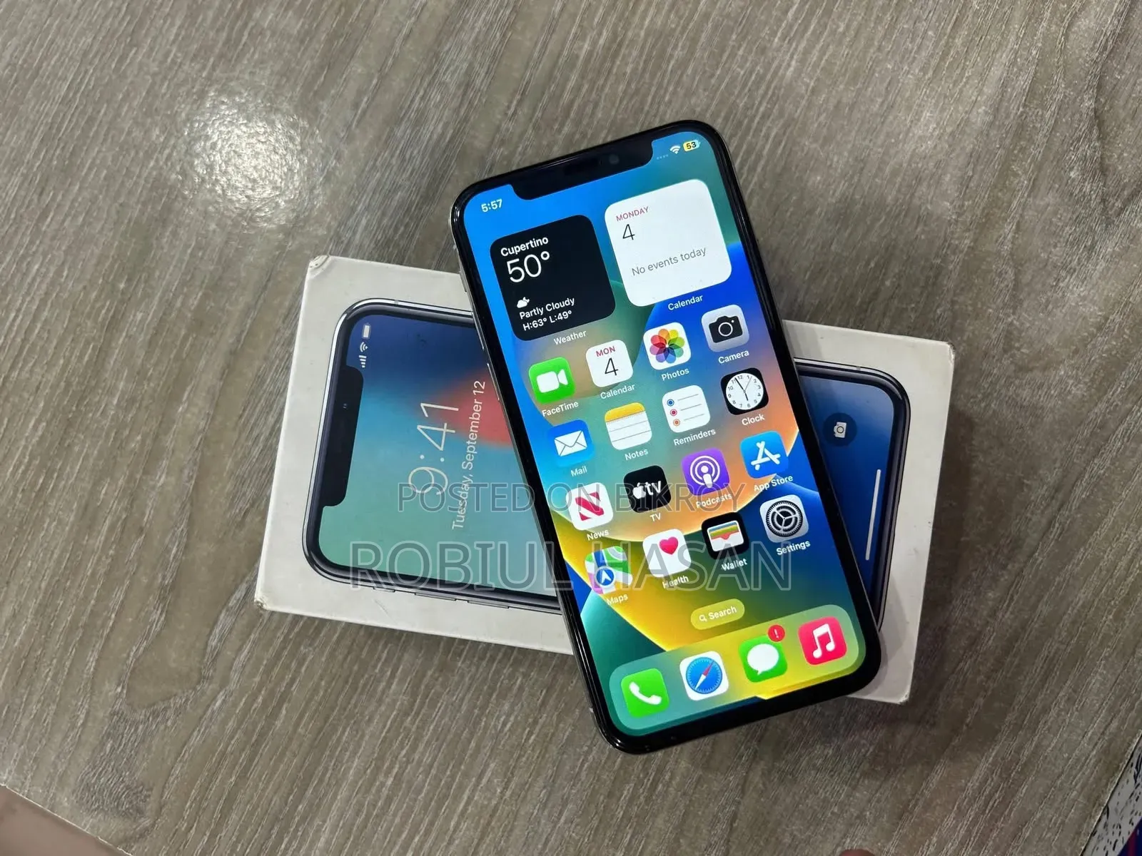 Apple iPhone XS 64 GB White