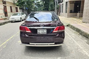 Toyota Premio 2010 Red