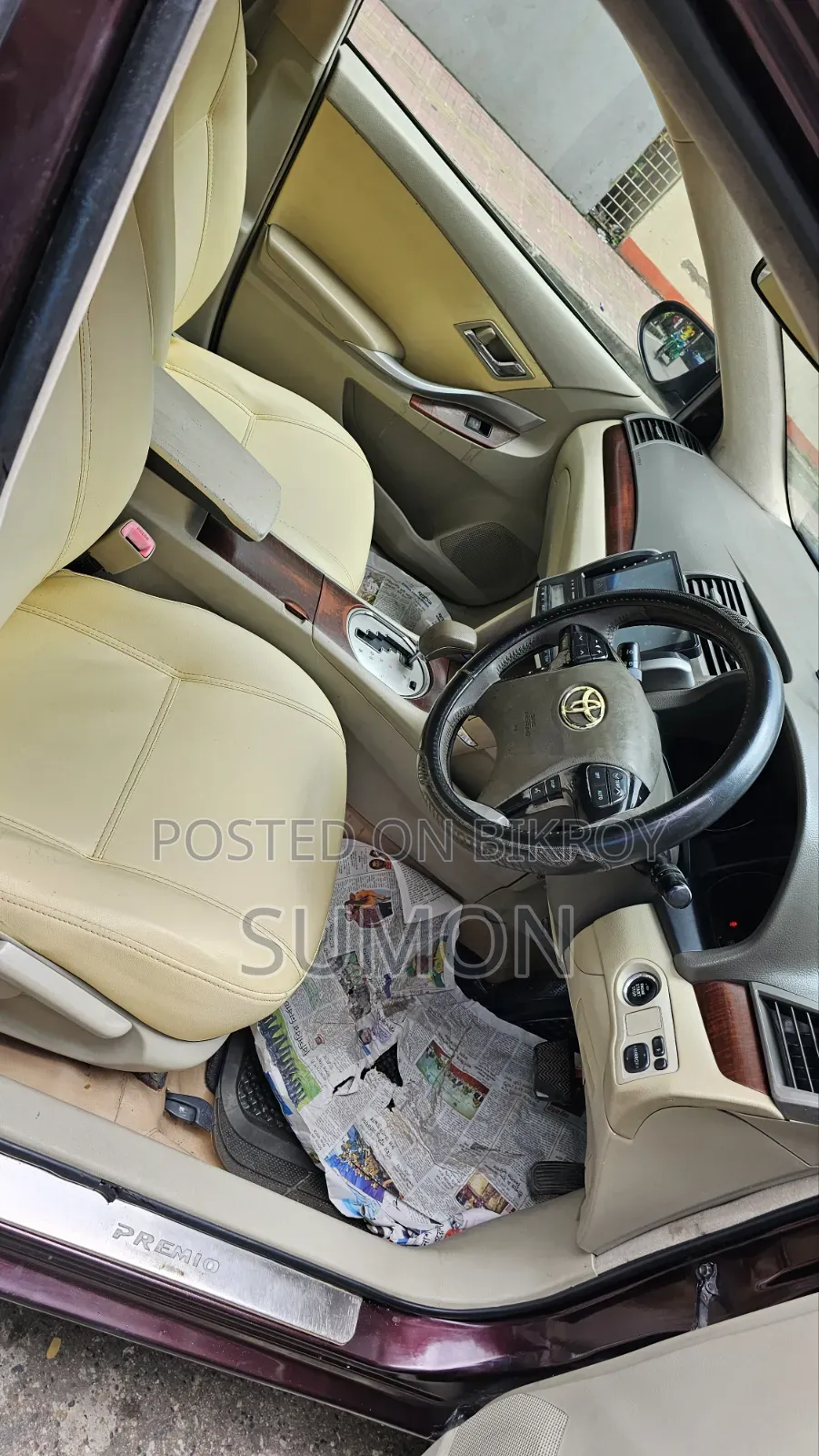 Toyota Premio 2010 Red