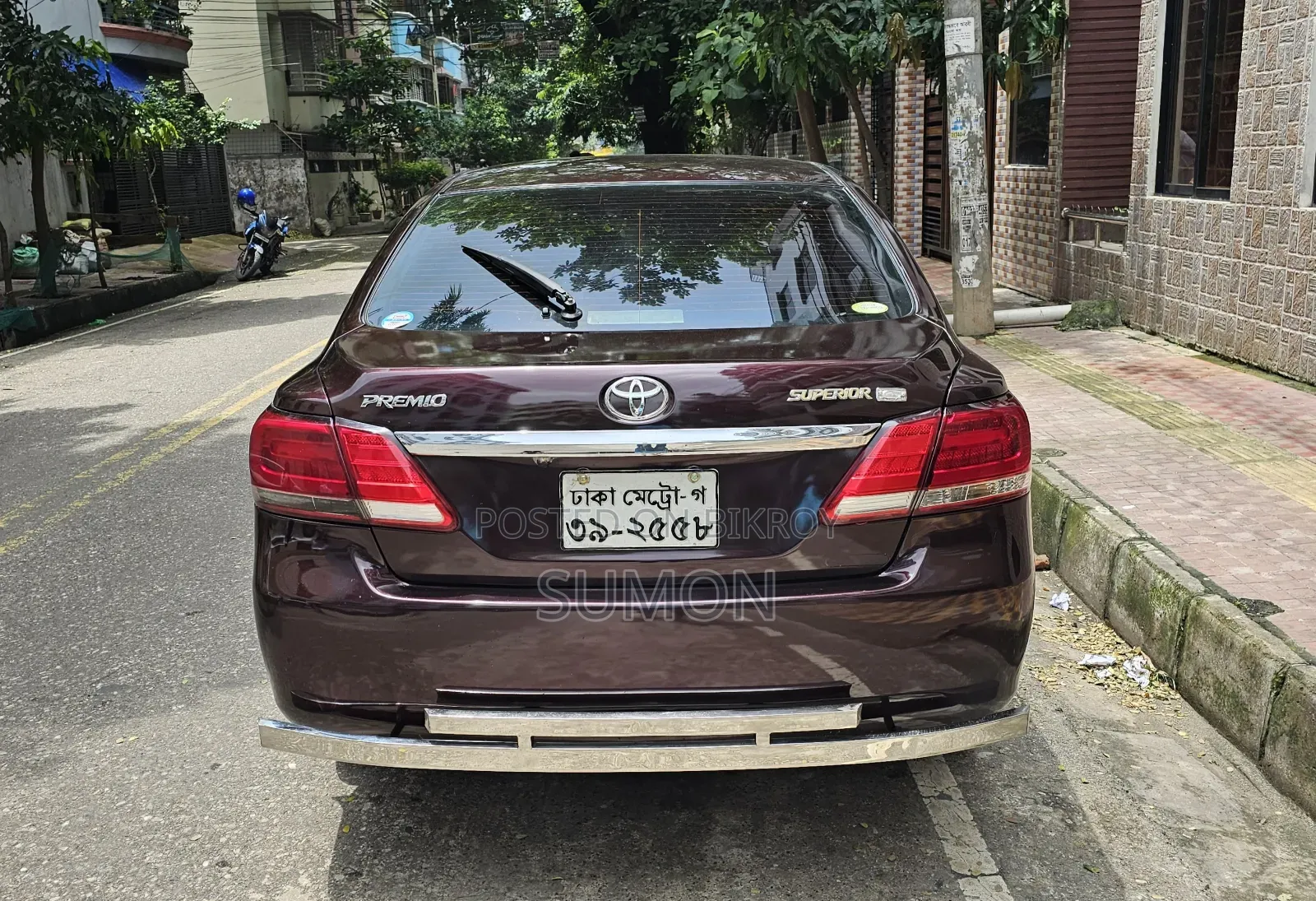 Toyota Premio 2010 Red