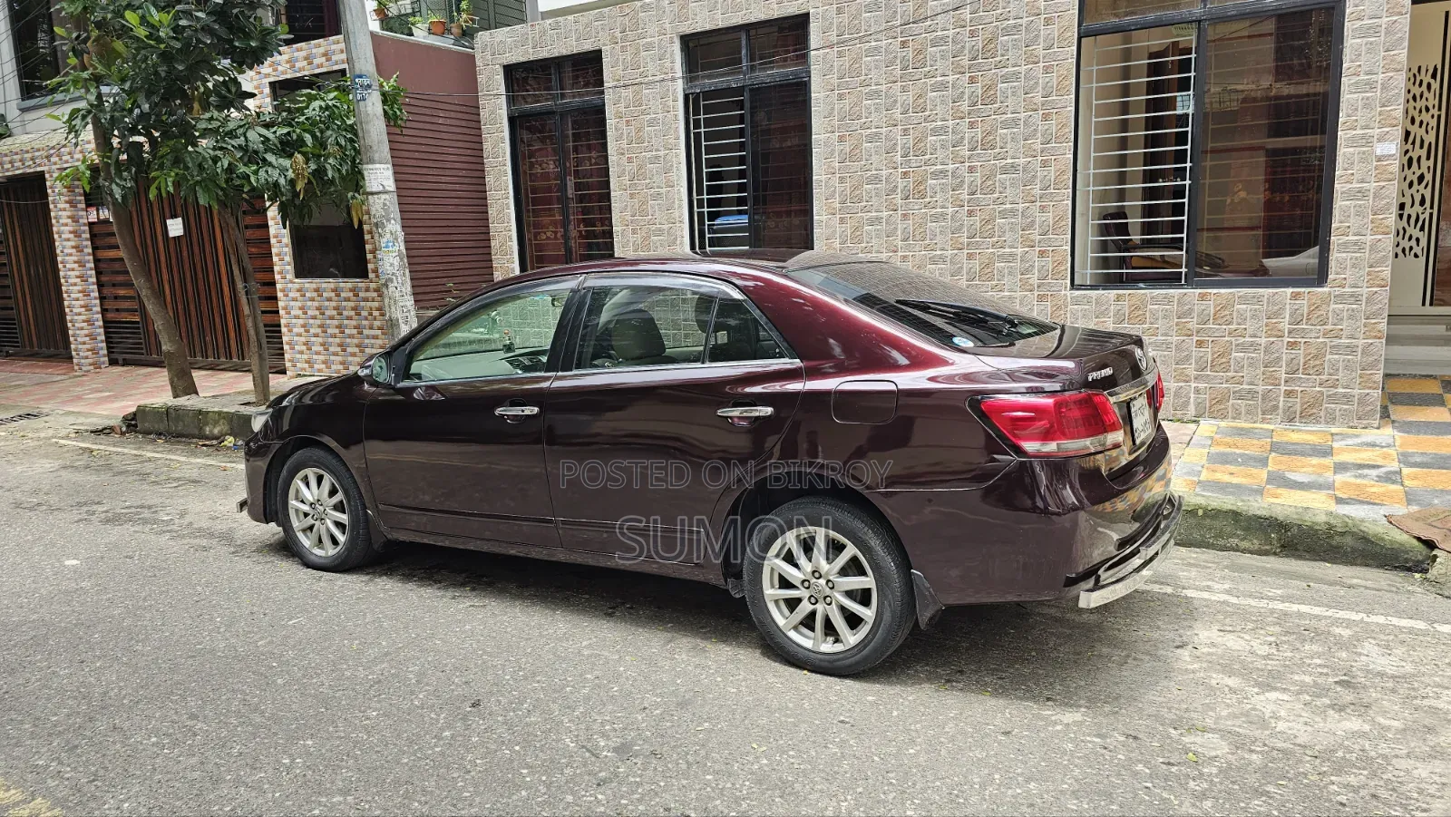 Toyota Premio 2010 Red