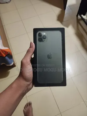 অ্যাপল আইফোন ১১ প্রো ম্যাক্স ৬৪ জিবি কালো
