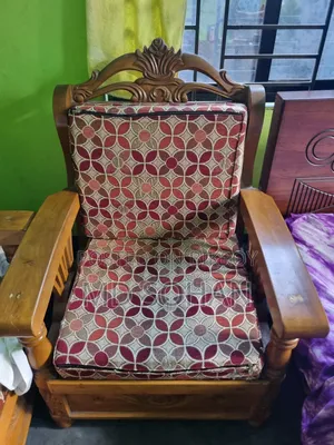 Single Sofa and Tea Table