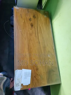 Single Sofa and Tea Table