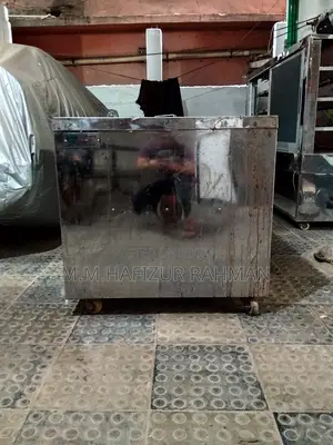 ফাস্ট ফুড ফার্নিচার