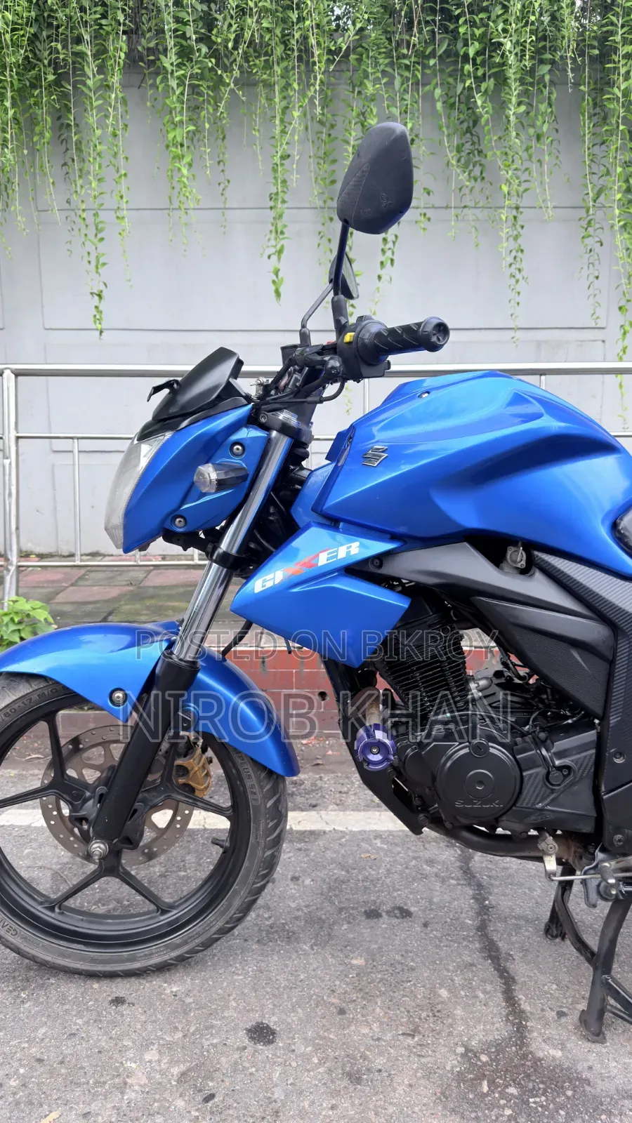 সুজুকি জিক্সার মনোটোন ২০২৩ নীল