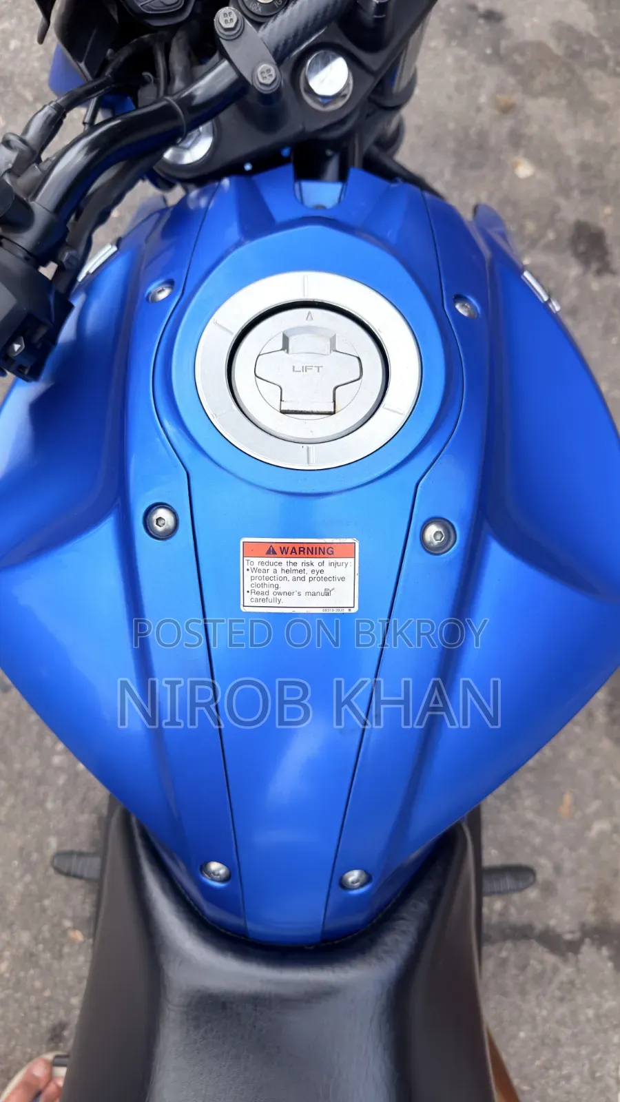 সুজুকি জিক্সার মনোটোন ২০২৩ নীল