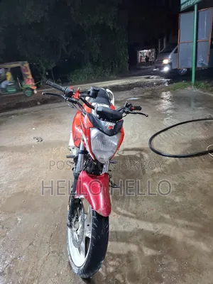 Yamaha FZ 2011 Red