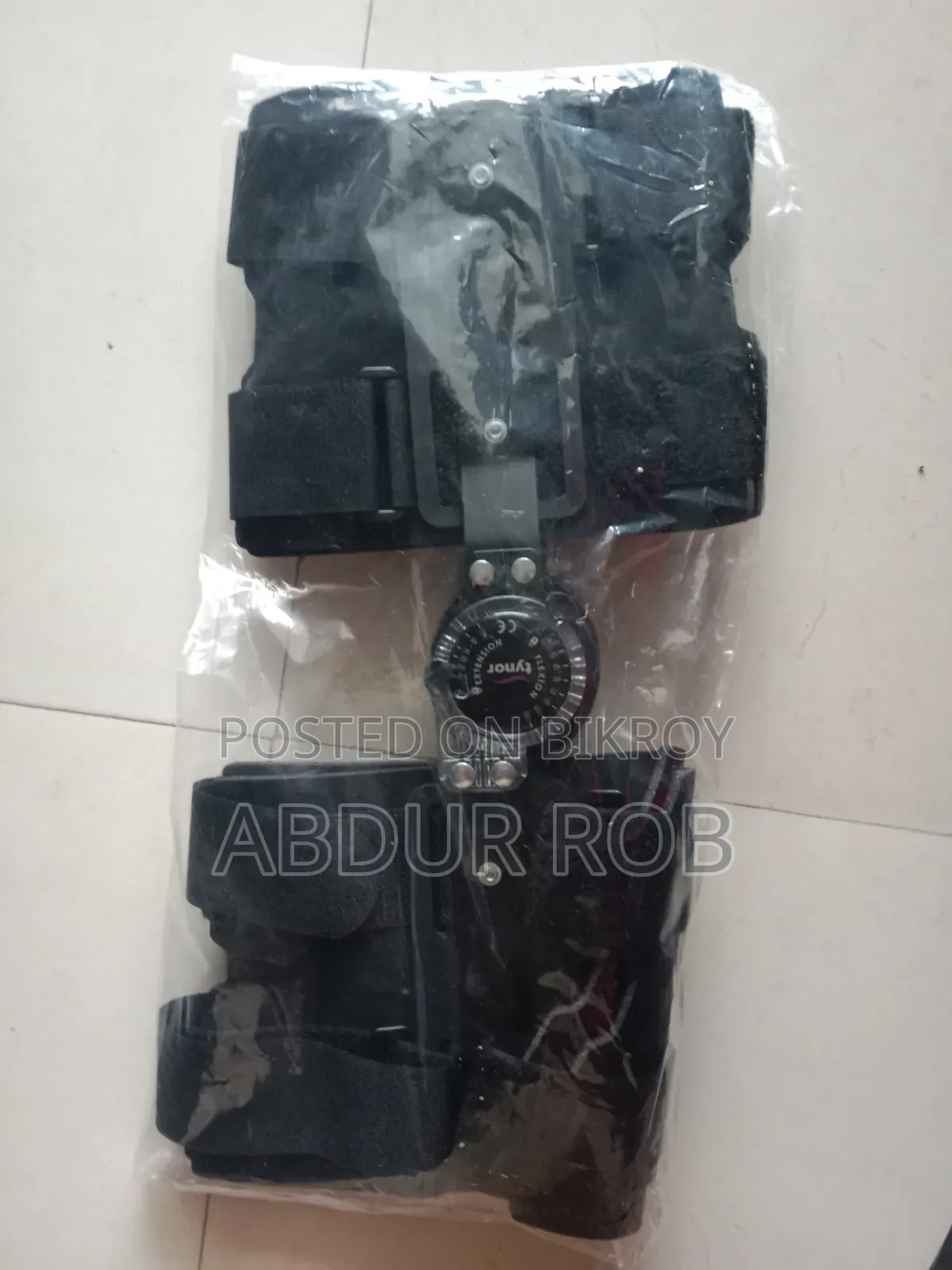 Tynor Rom Knee brace.একটি নতুন,একটি ব্যবহৃত।