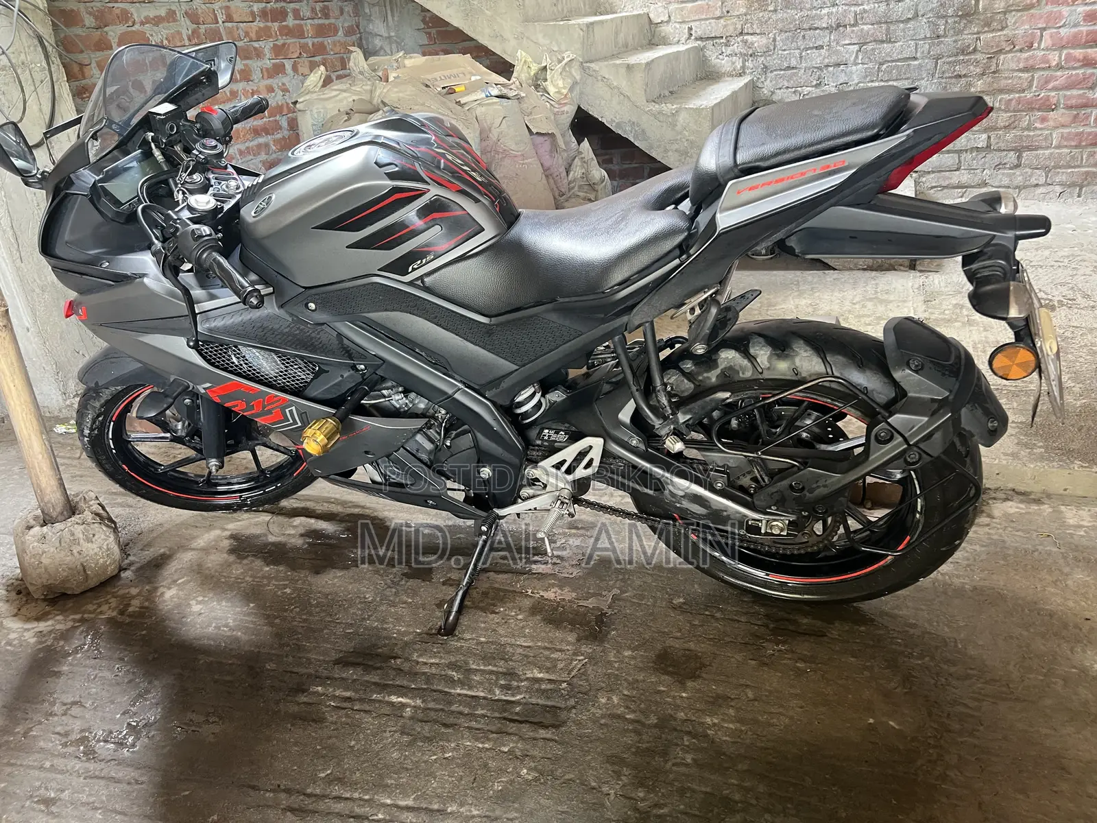 Yamaha R15 V3 2020 Gray