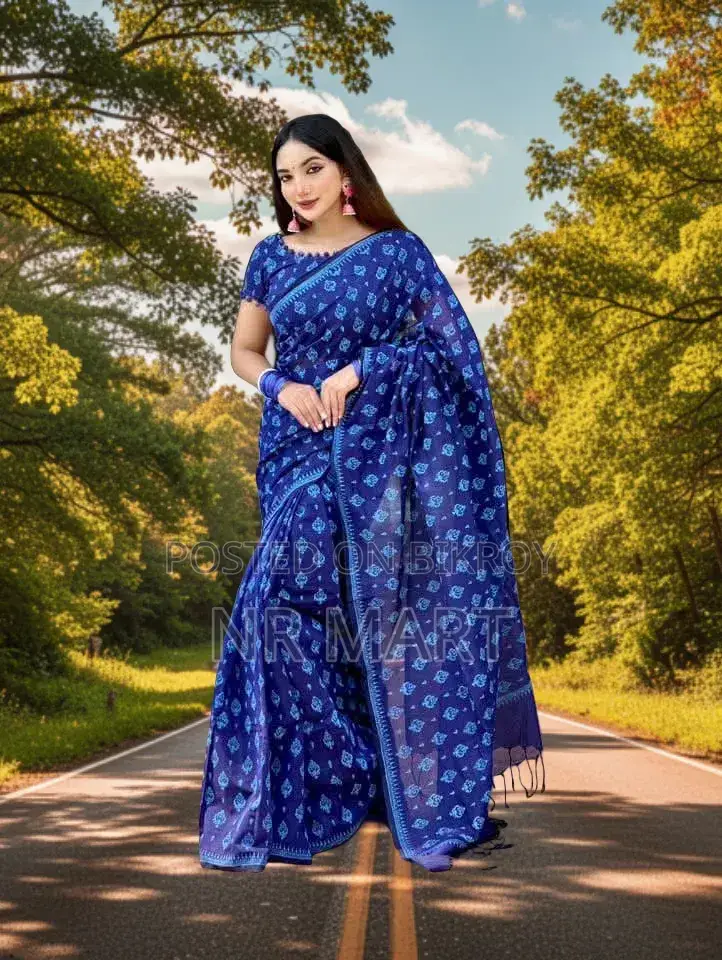 প্রিমিয়াম আড়ং কটন সুতি শাড়ি (ব্লাউজ পিসসহ)
