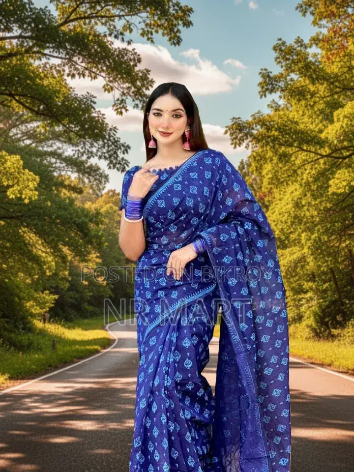 প্রিমিয়াম আড়ং কটন সুতি শাড়ি (ব্লাউজ পিসসহ)