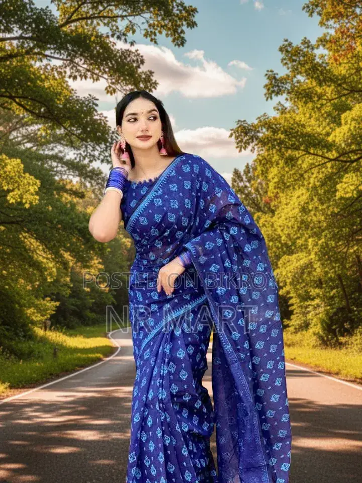 প্রিমিয়াম আড়ং কটন সুতি শাড়ি (ব্লাউজ পিসসহ)