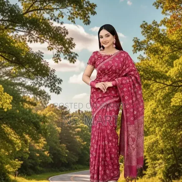প্রিমিয়াম আড়ং কটন সুতি শাড়ি (ব্লাউজ পিসসহ)