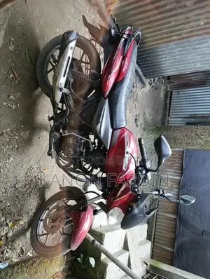 Bajaj Discover 125 2021 Red