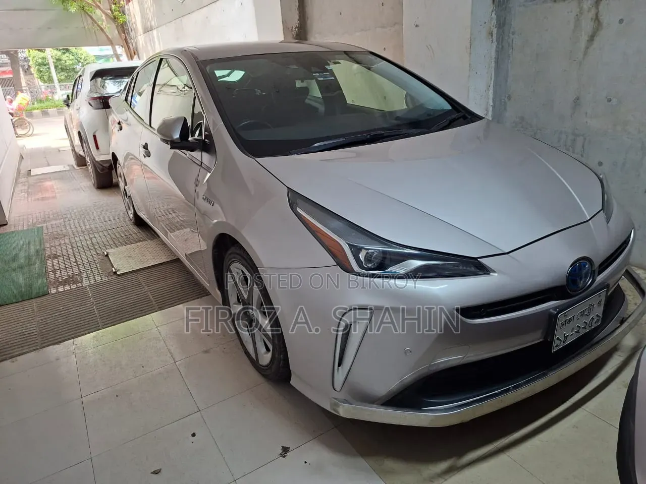 Toyota Prius 2019 Silver