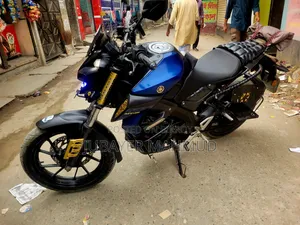 ইয়ামাহা ২০২১ নীল