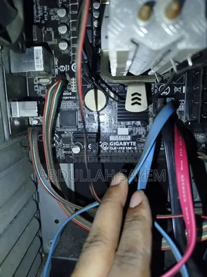Desktop Computer 8GB Intel Core i5 HDD+SSD 1T
