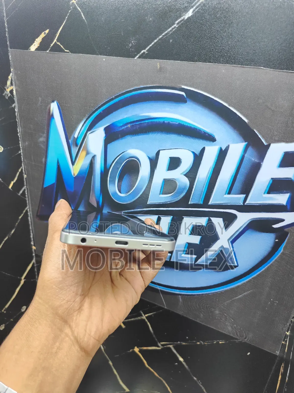 Infinix Hot 30i 128 GB Orange