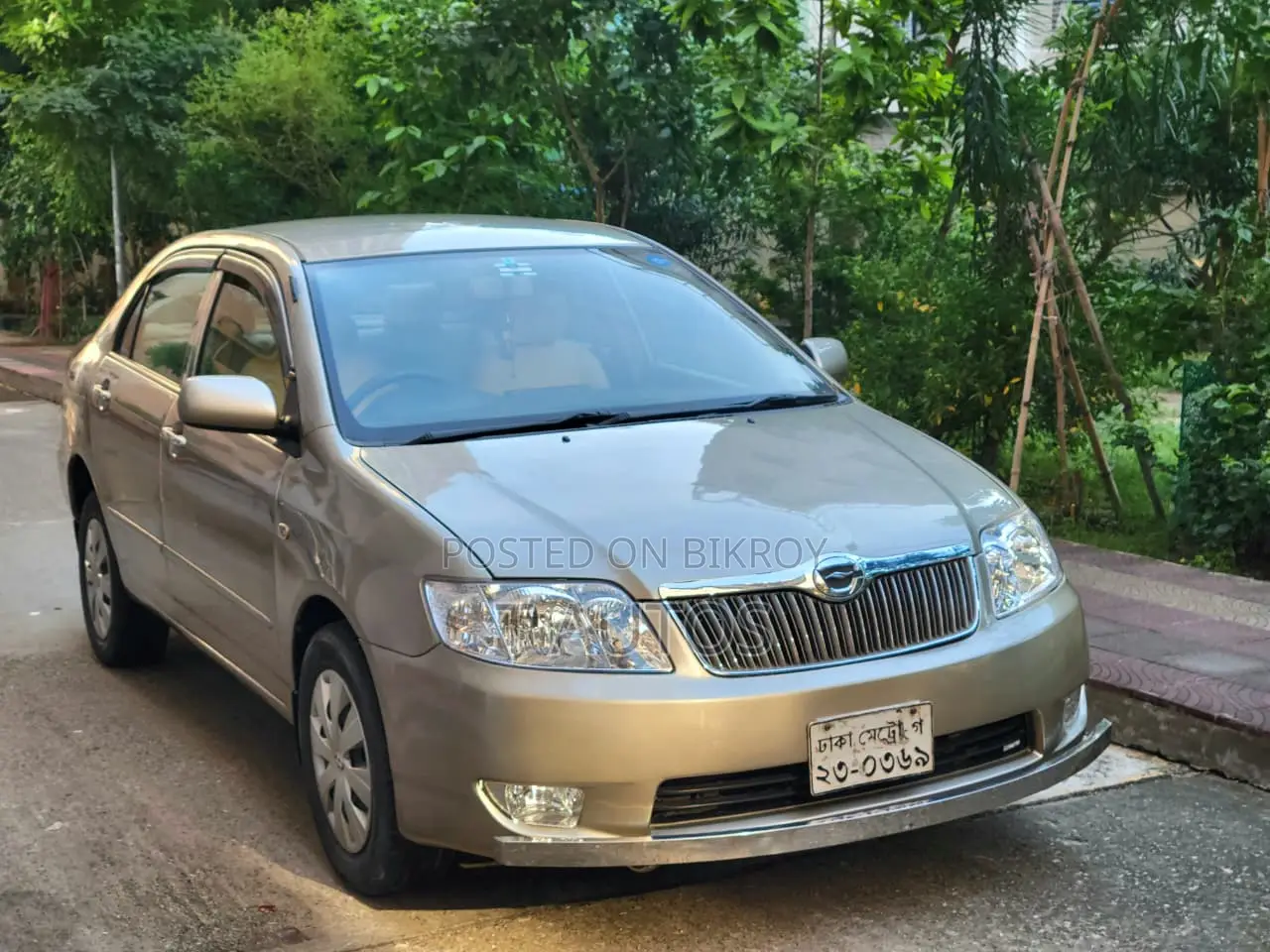 Toyota Corolla Verso 1.8 VVT-i Luna Automatic 2004 Gold