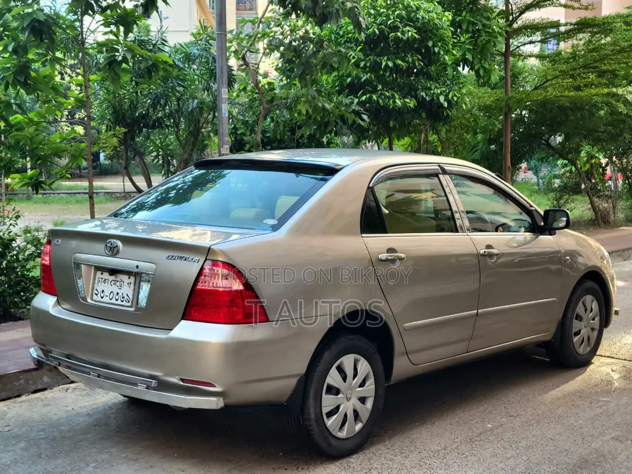 Toyota Corolla Verso 1.8 VVT-i Luna Automatic 2004 Gold