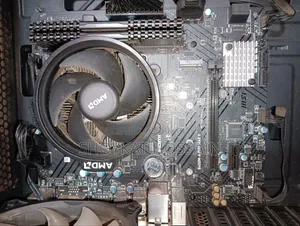 Desktop Computer 16GB AMD Ryzen 5 SSD 128GB