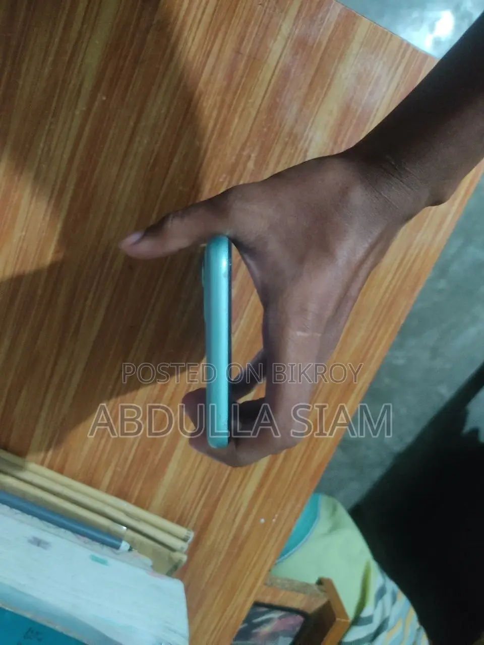 অ্যাপল আইফোন ১১ ৬৪ জিবি