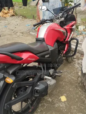 Yamaha FZ ২০১০ লাল