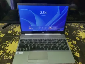 Laptop HP 250 G10 8GB Intel Core i3 SSHD (Hybrid) 512GB