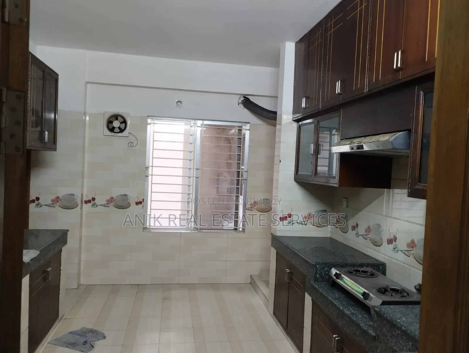 4-bedroom Apartment in Anik Real Estate, Banani for Rent