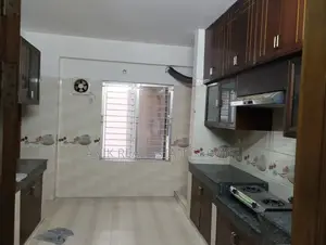 বনানীর অনিক রিয়েল এস্টেটে ৪ বেডরুমের অ্যাপার্টমেন্ট ভাড়ার জন্য